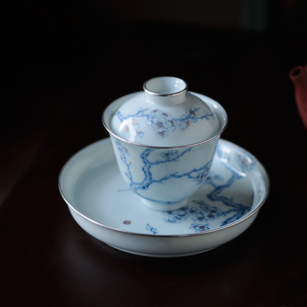 Blue and White Hand-Painted Plum Blossom Silver-Lipped Antique-Style Clay Glazed Three Talents Covered Bowl