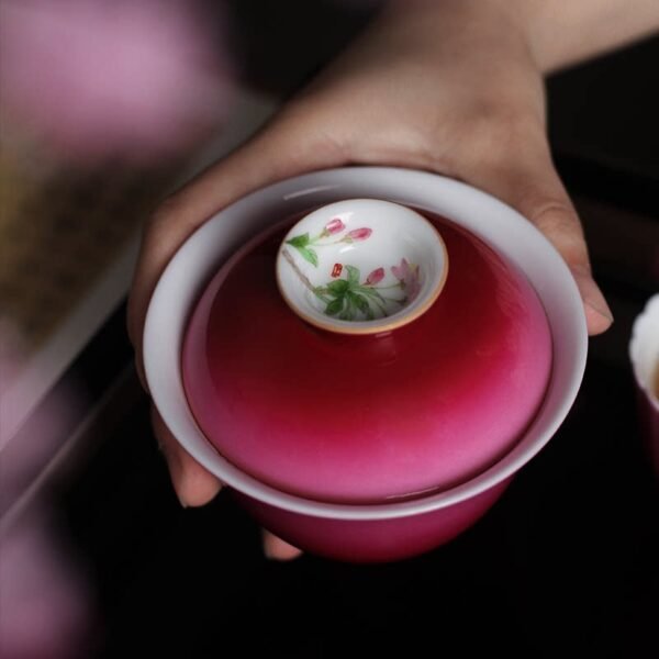 却道海棠依旧 胭脂红渐变手绘海棠 盖碗